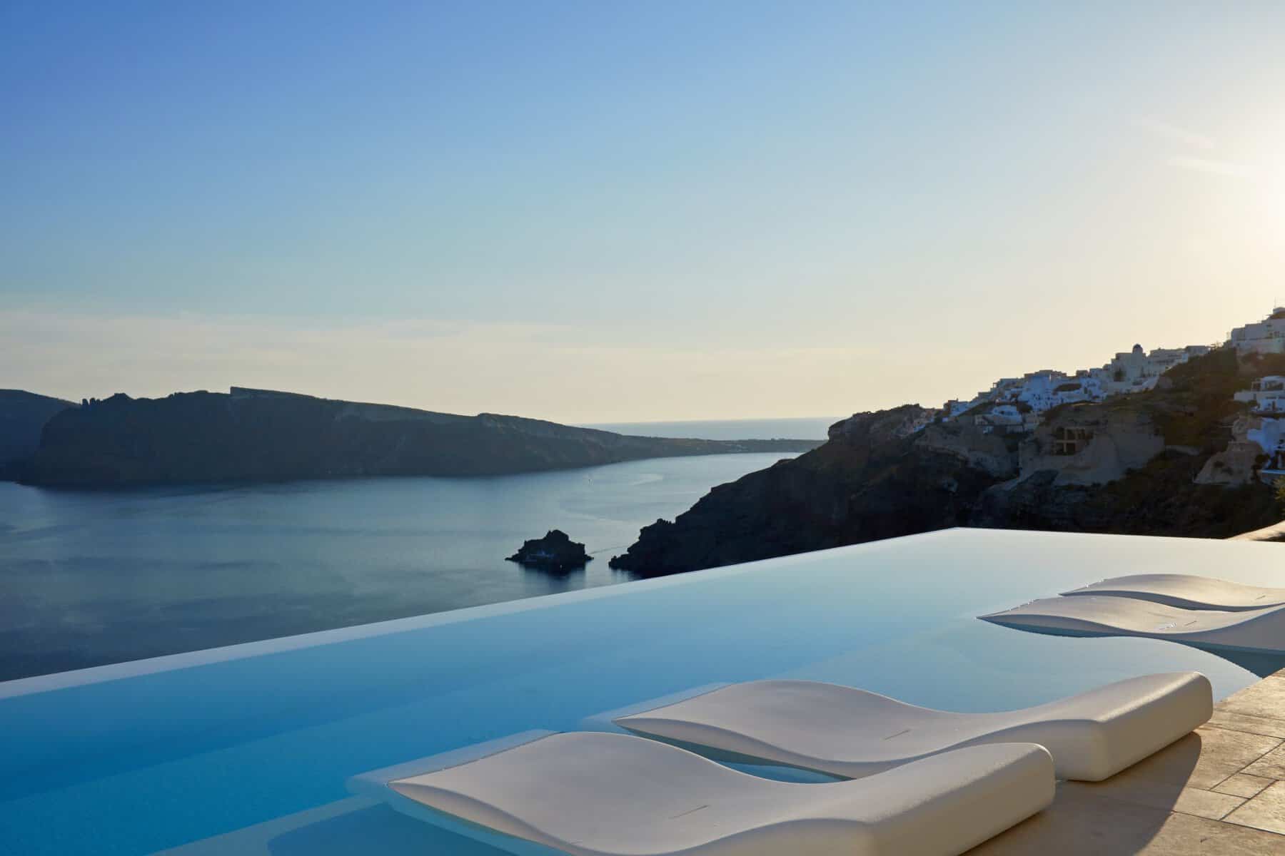 Santorini Hotels for Couples Canaves