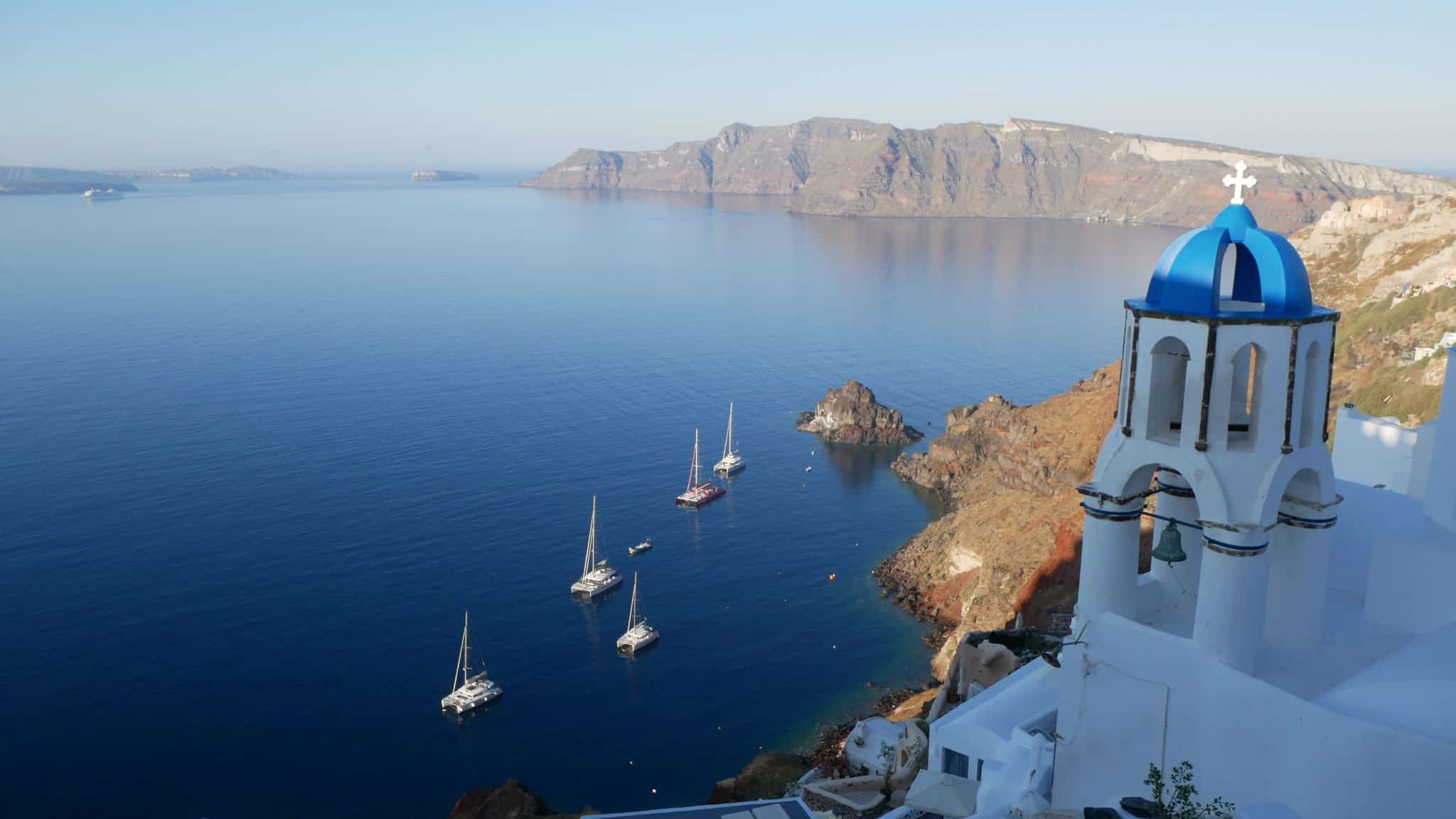 where to stay in santorini fittwotravel.com