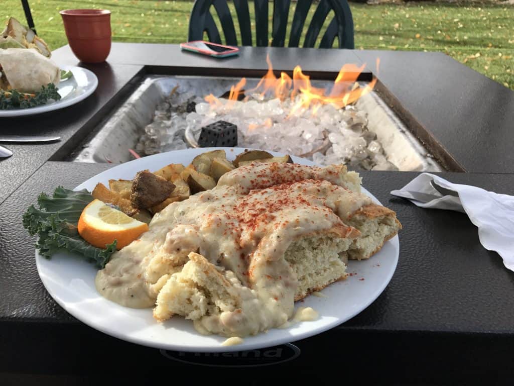 things to do in bend where to eat Fittwotravel.com