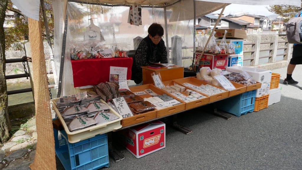 takayama morning market