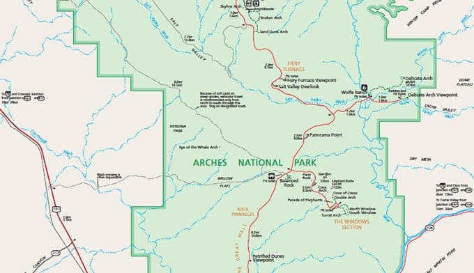 arches national park trail map